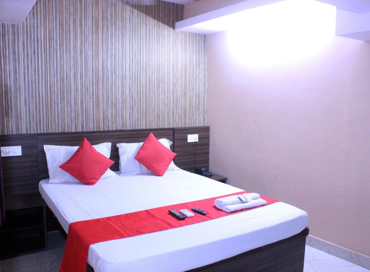 Hotel Galaxy Inn ดูร์กาปูร์ ภายนอก รูปภาพ